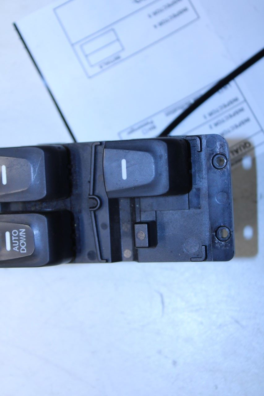 2011-2017 Hyundai Veloster Base FR LH Master Power Window Switch 93570-2V015-4X - Alshned Auto Parts