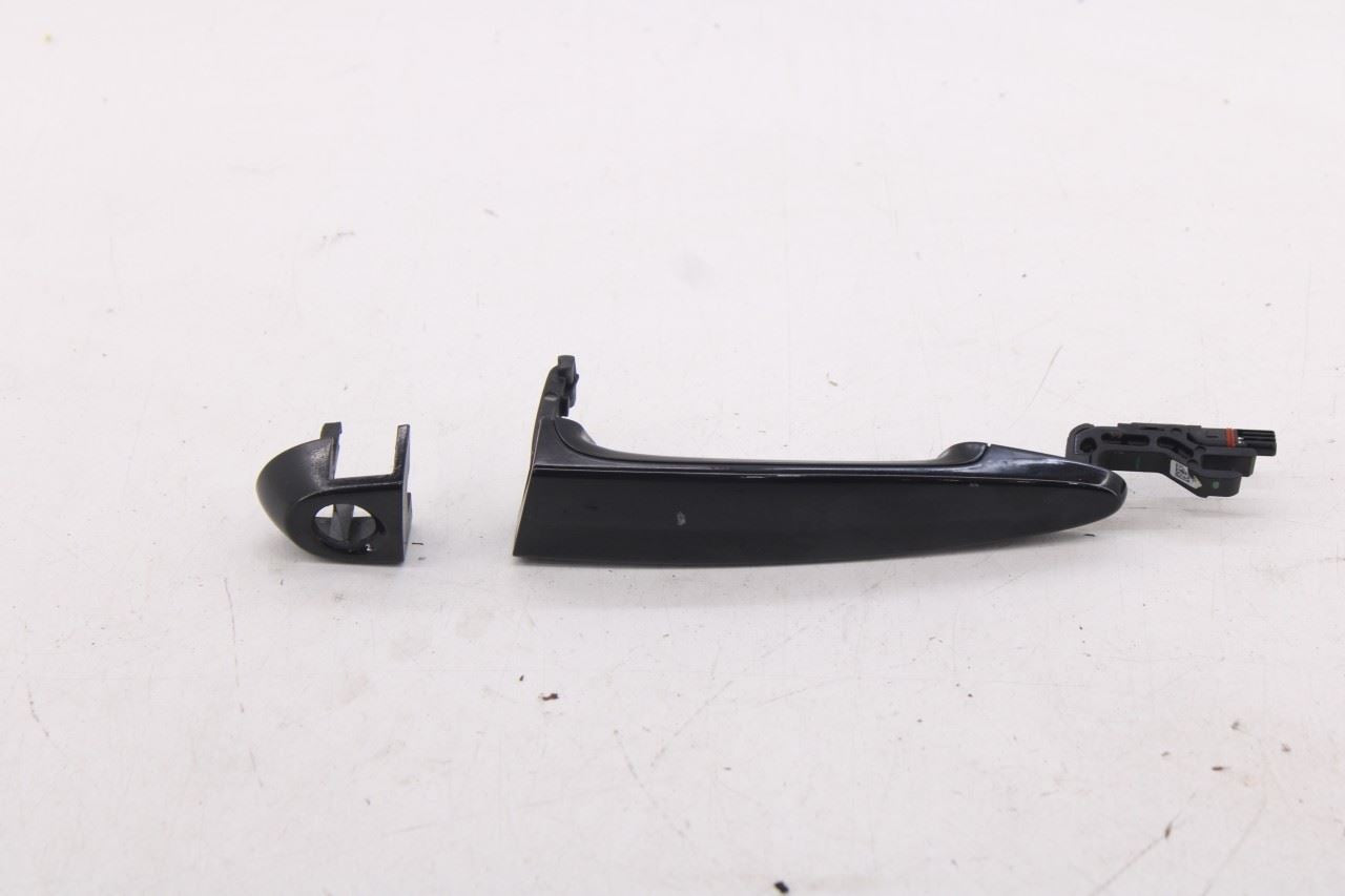 2007-2013 BMW X5 xDrive35i 3.0L AWD Front Driver Left Side Door Exterior Handle0