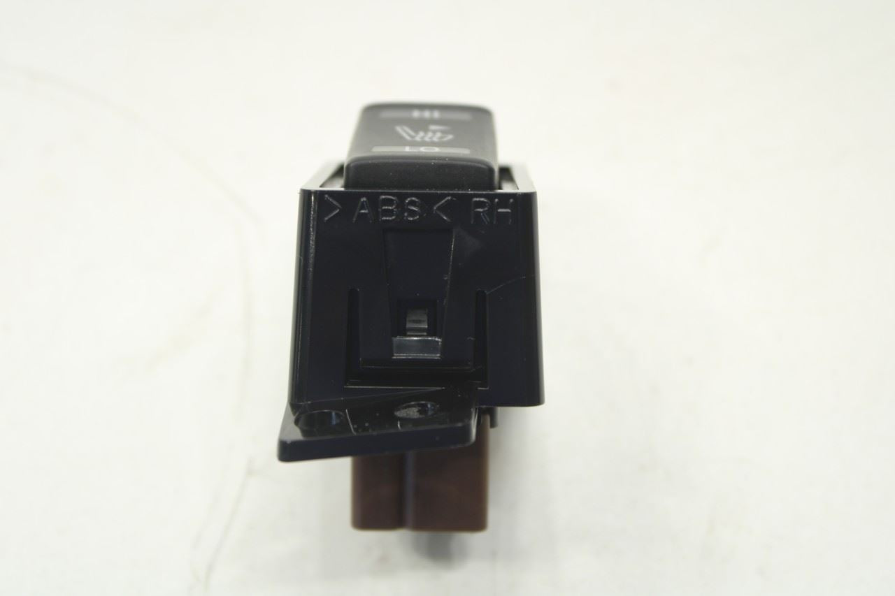 17-22 Nissan Rogue Sport SL Center Console Left Side Seat Heated Control Switch - Alshned Auto Parts