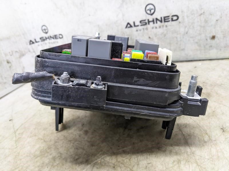 2016-2017 Chevrolet Equinox Engine Fuse Relay Box 84080470 OEM - Alshned Auto Parts