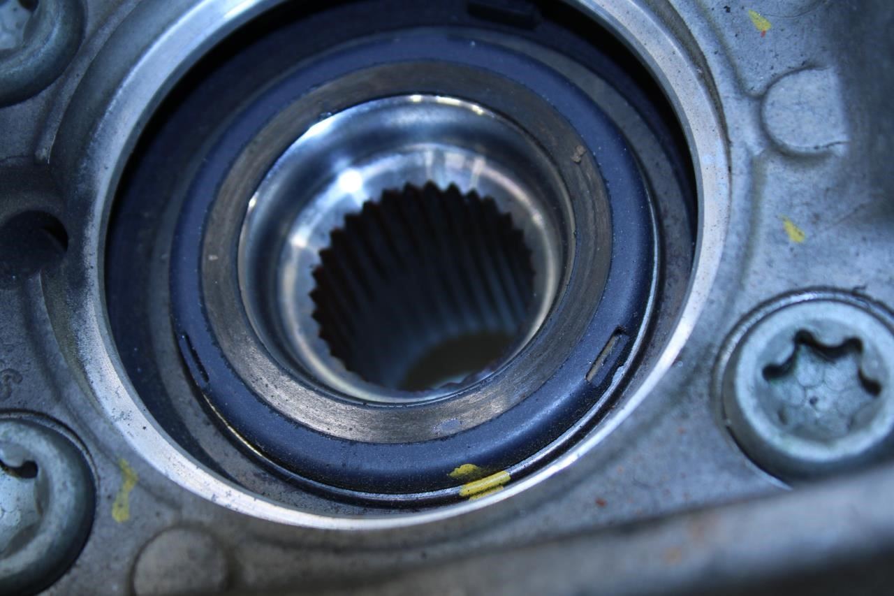 2019-2020 Hyundai Santa Fe Limited FWD Front LH Spindle Knuckle Hub 51710-S1000 - Alshned Auto Parts