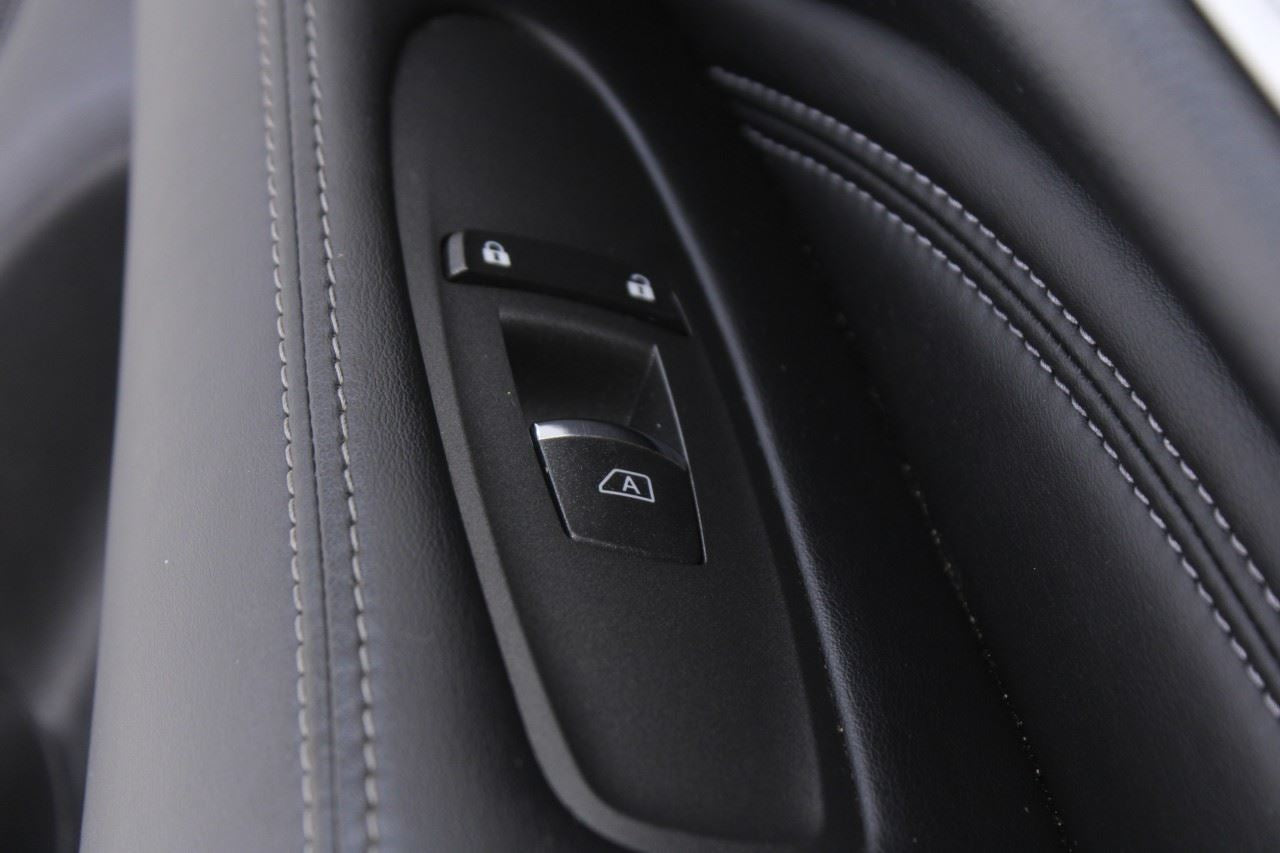 2016-2020 Infiniti QX60 Front Right Side Door Trim Panel 809A0-9NF0A OEM *ReaD* - Alshned Auto Parts