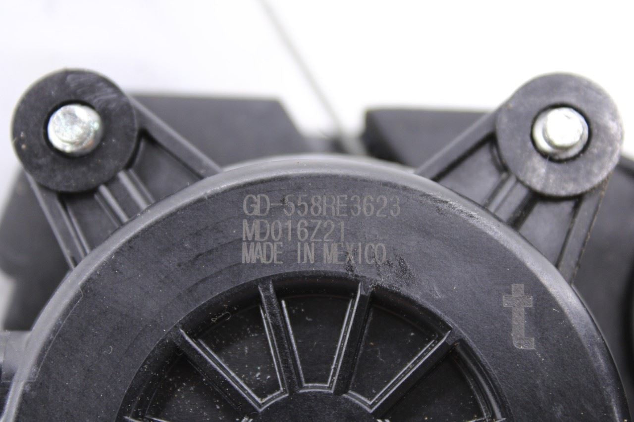 2018-2024 Chevrolet Equinox LT Rear Right Side Door Window Regulator w/ Motor6