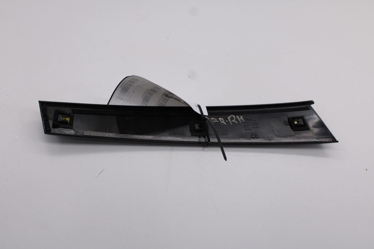 2019-23 Hyundai Santa Fe SEL Front Right Door B-Pillar Garnish Assy 82260-S10006
