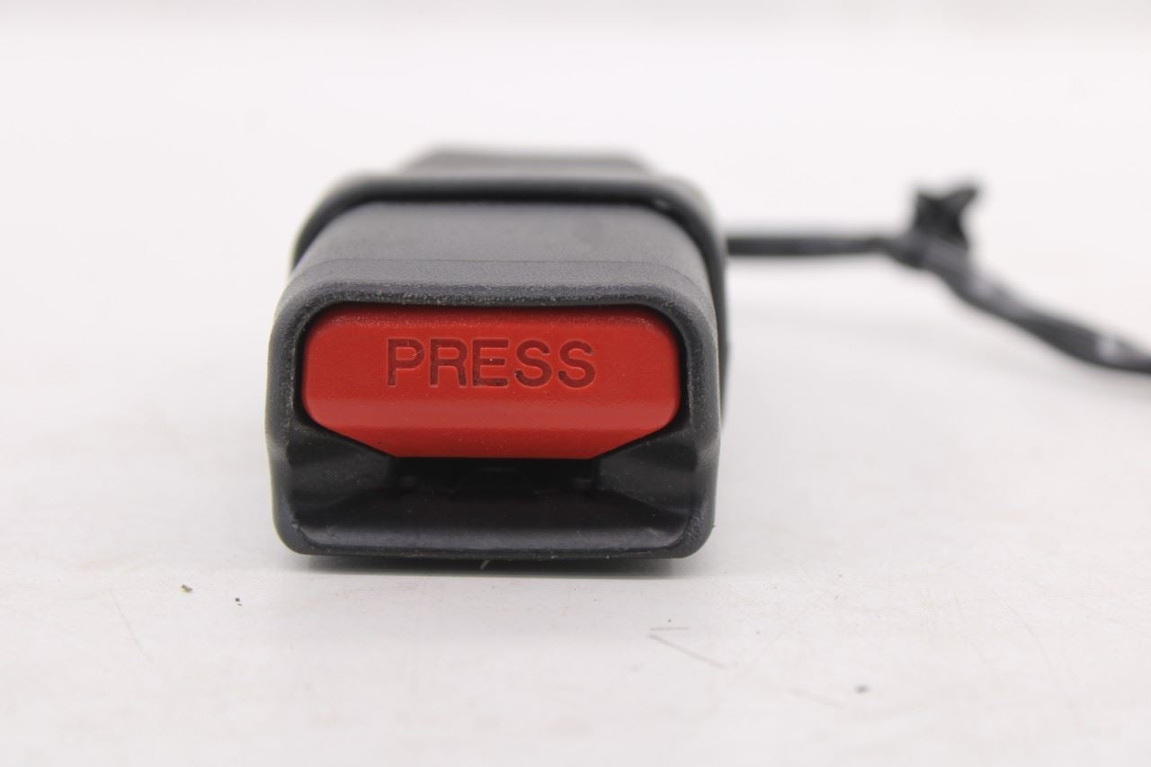 11-25 Mitsubishi Outlander Sport SE 2.0L Front Driver Left Side Seat Belt Buckle6