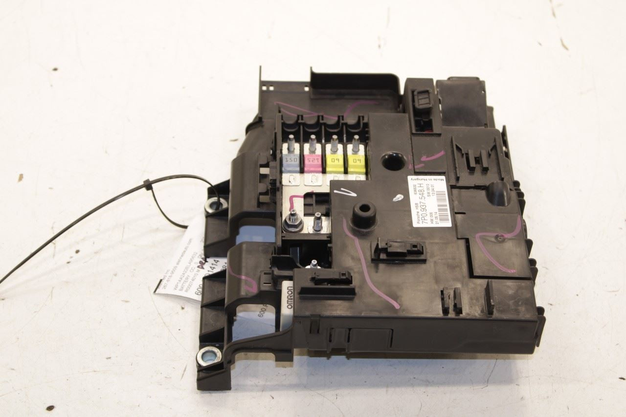 11-18 Porsche Cayenne Platinum AWD Engine Battery Junction Fuse Relay Box *ReaD* - Alshned Auto Parts