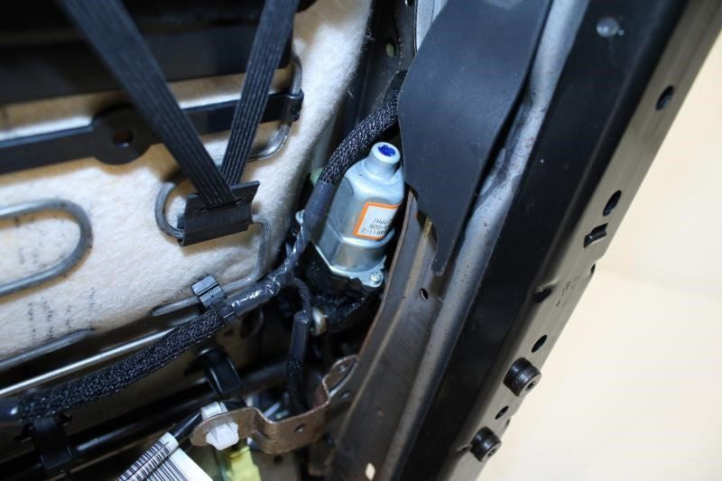 2016-2019 Infiniti QX60 Front Left Driver Seat Leather 87351-3JA4B OEM - Alshned Auto Parts