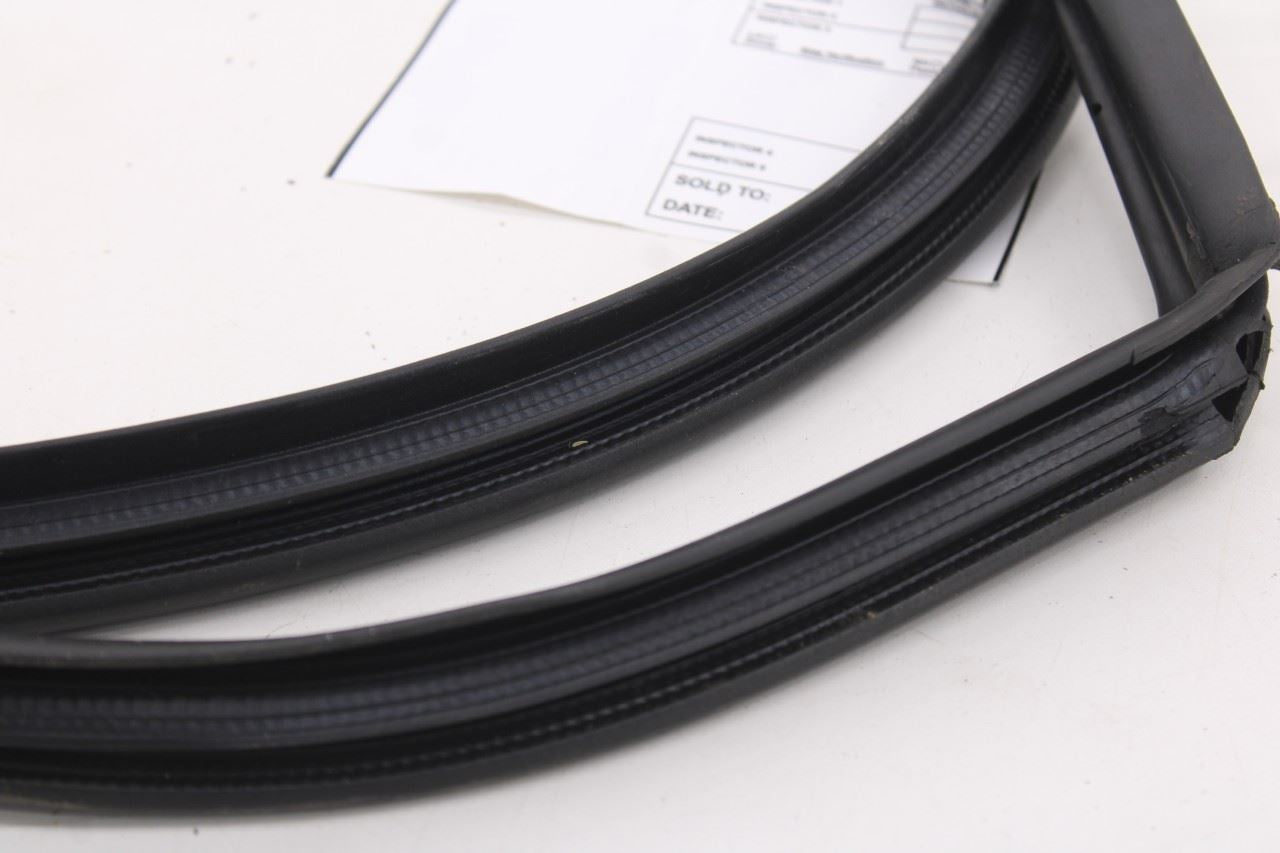 2019-25 Toyota Corolla LE Front Left Side Door Weatherstrip On Body 62312-023316