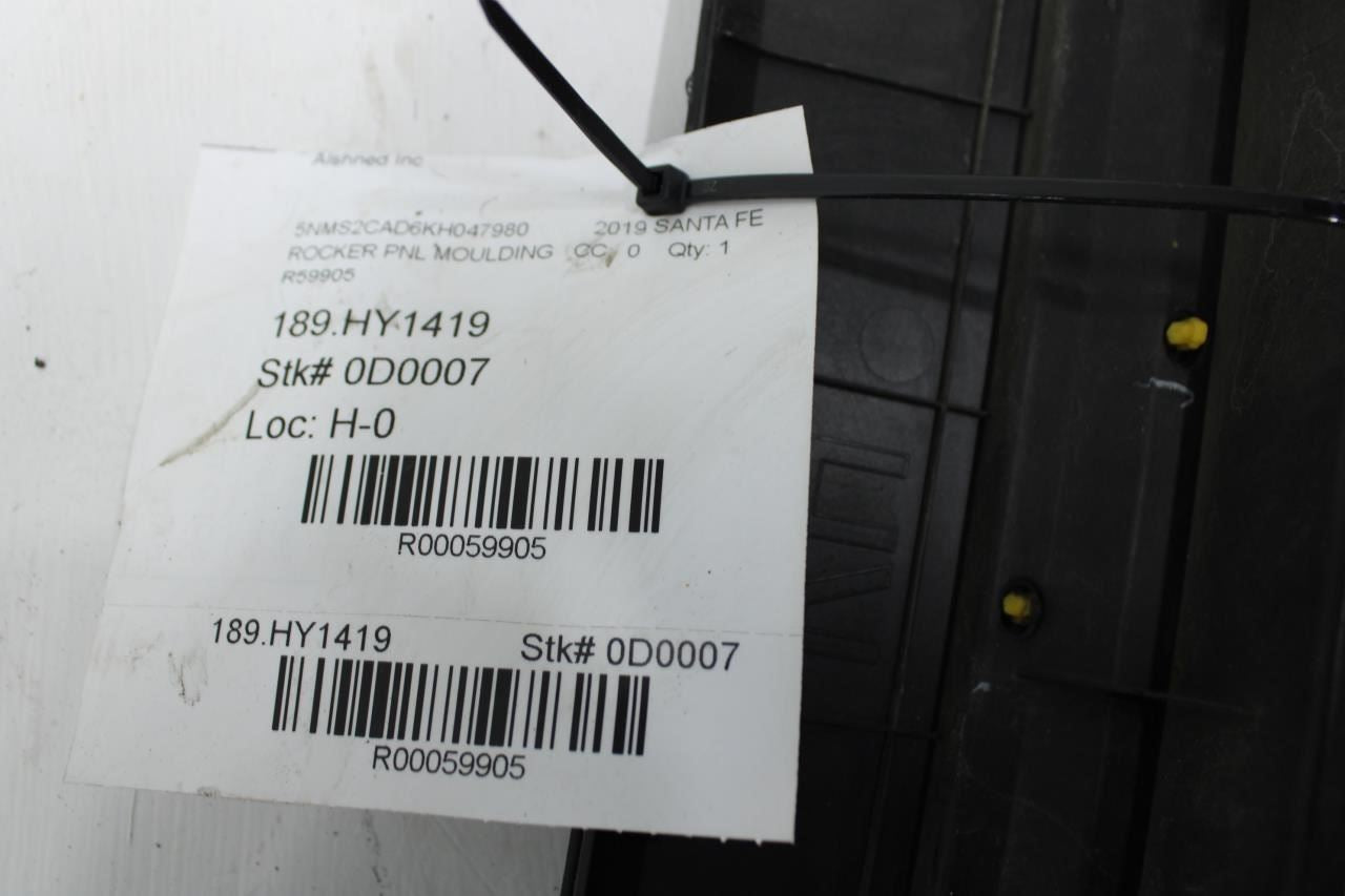 2019-2023 Hyundai Santa Fe Right Passenger Side Rocker Panel Molding 87752-S2000 - Alshned Auto Parts