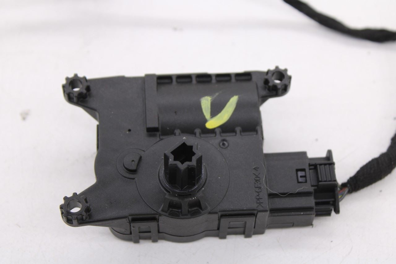 14-16 Chevrolet Silverado 1500 HVAC System Wire Harness w/ Blend Door Motor Set7