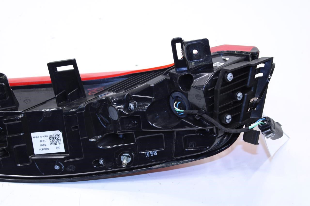 2019-2025 Cadillac XT4 Premium Rear Right Outer Tail Light Lamp 84864834 OEM - Alshned Auto Parts