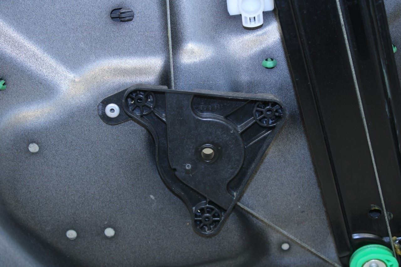 10-16 Porsche Panamera 4 Rear Right Side Door Window Regulator w/ Carrier *ReaD* - Alshned Auto Parts