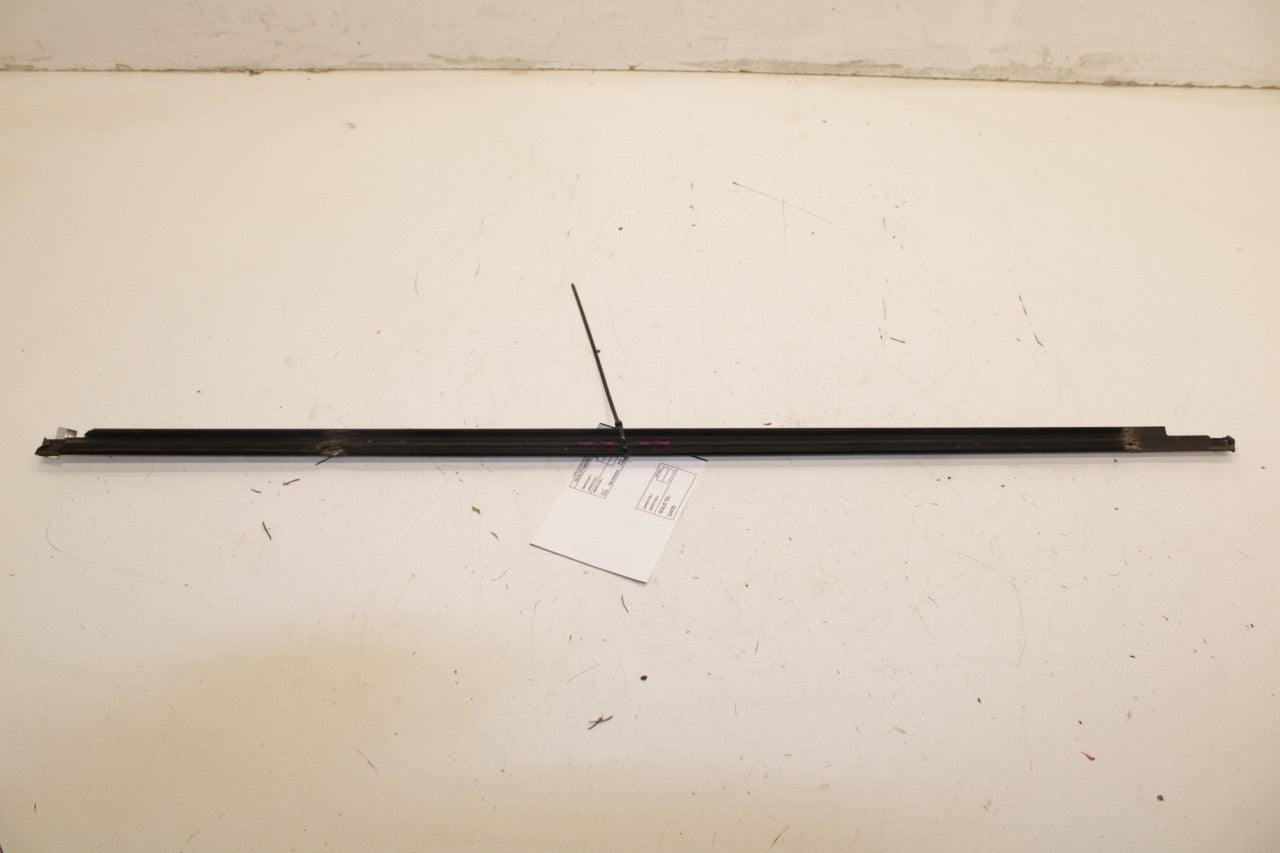 2018-2025 Volkswagen Atlas S Rear Right Door Belt Outer Molding 3CN8394762MG OEM - Alshned Auto Parts