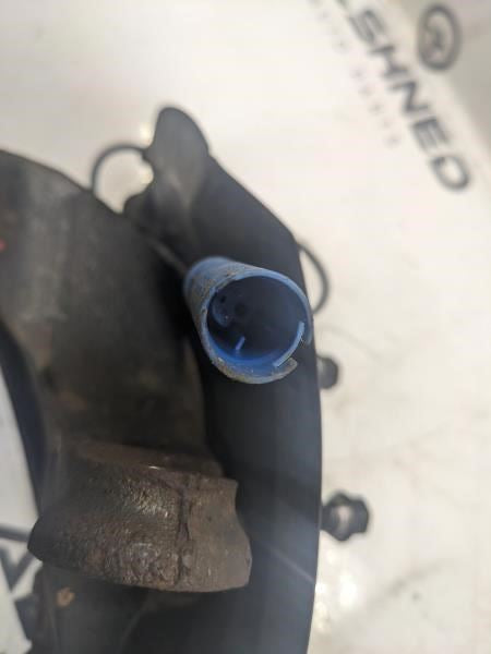 07-13 Mini Cooper 1.6L Front Suspension Passenger Right Side Spindle Knuckle Hub10