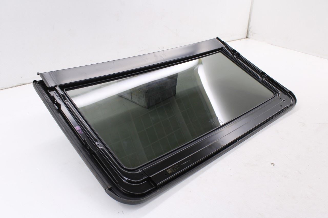 2017-2019 Buick LaCrosse Premium Roof Window Rear Sunroof Panel Glass 262579308