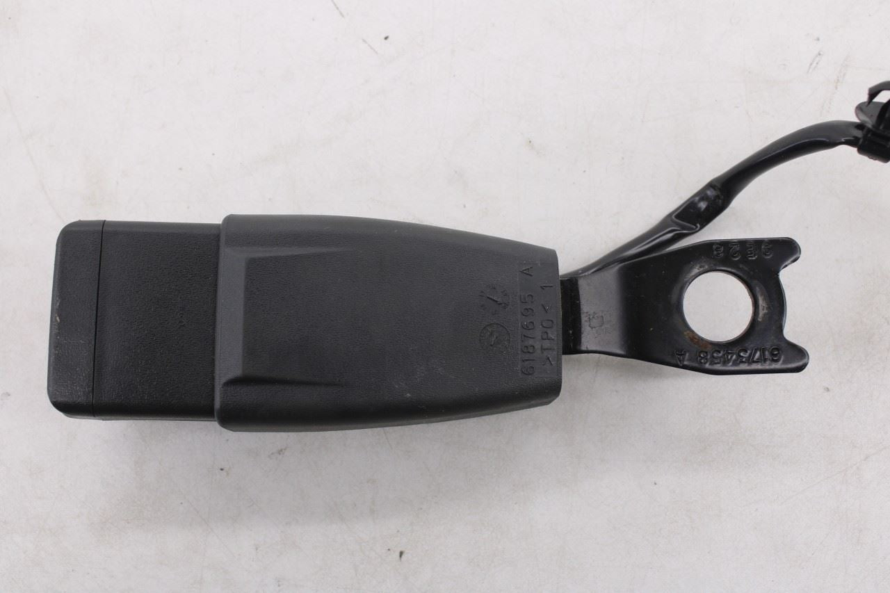 11-25 Mitsubishi Outlander Sport SE 2.0L Front Driver Left Side Seat Belt Buckle5
