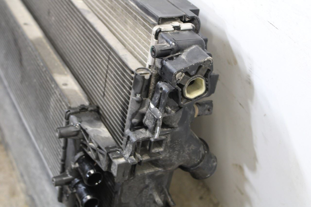 14-20 Maserati Ghibli 3.0L Engine Cooling Radiator w/ Fan Assy 670109996 *ReaD* - Alshned Auto Parts