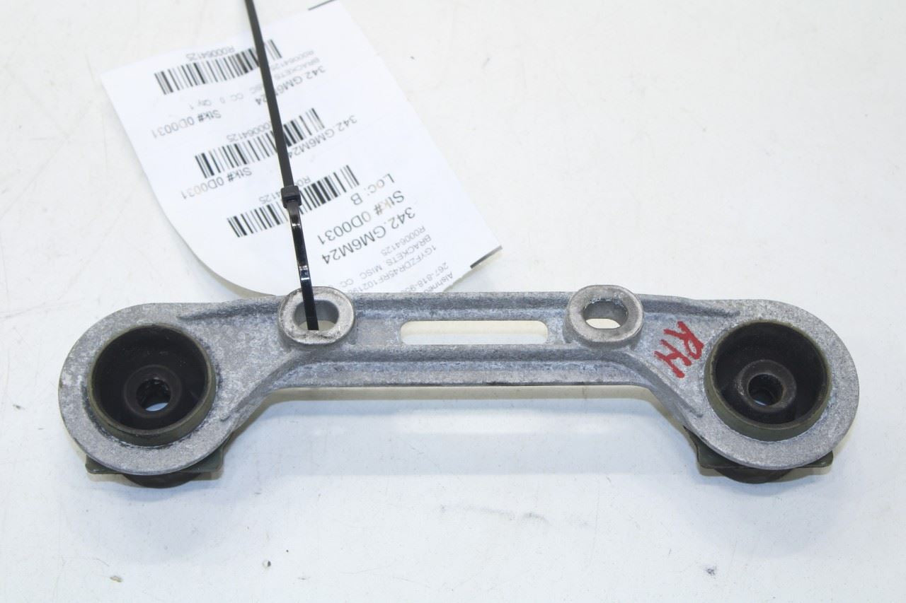 19-24 Cadillac XT4 Premium Rear RH Side Exhaust System Muffler Insulator Bracket - Alshned Auto Parts