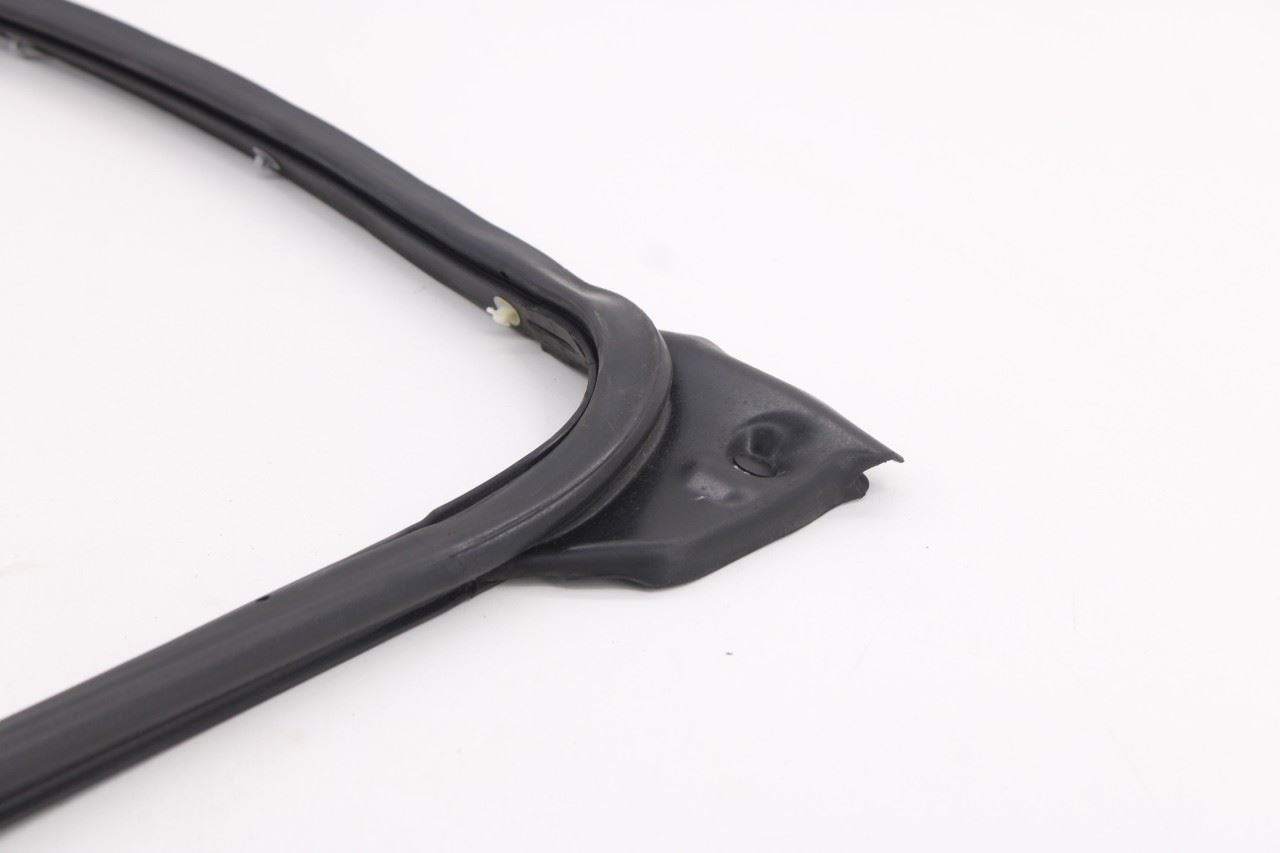 2011-2025 Mitsubishi Outlander Sport SE Front Right Door Weatherstrip 5725A2346