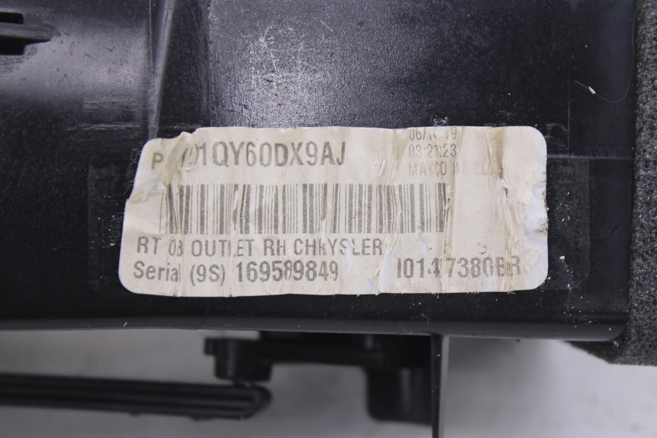 2011-20 Dodge Grand Caravan SXT Front Right and Left Dash Outer Air Vent Grilles - Alshned Auto Parts