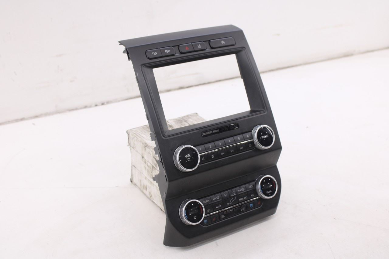 2020-21 Ford Expedition Max XLT Dash Audio Radio Faceplate Climate Control Panel11