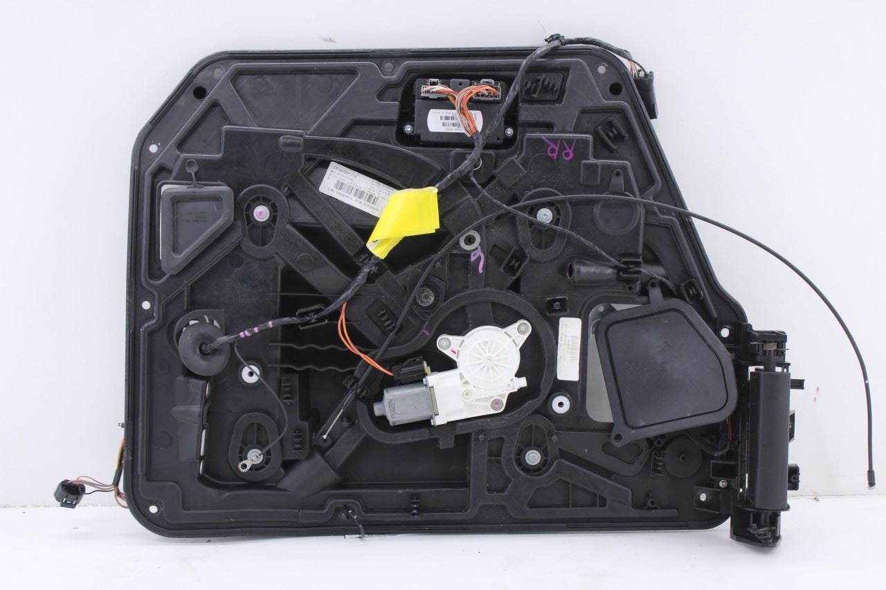 08-20 Dodge Grand Caravan Rear Right Door Window Regulator w/ Carrier and Motor6