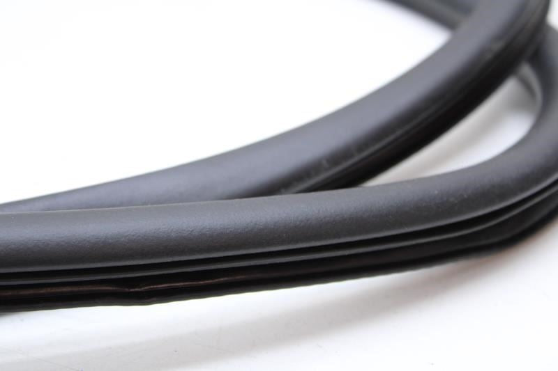 2019-2023 Jeep Cherokee Front Right Door Weatherstrip On Body 05056307AA OEM - Alshned Auto Parts