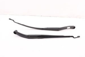 19-2023 Hyundai Santa Fe SEL Front Left and Right Side Windshield Wiper Arm OEM