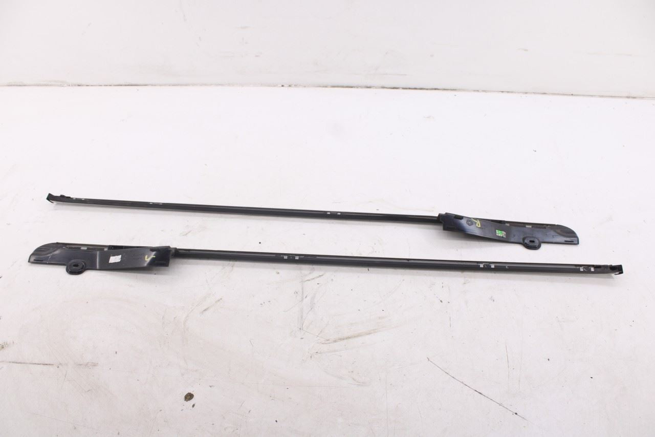 08-20 Dodge Grand Caravan SXT Rear RH and LH Quarter Panel Exterior Molding Set7