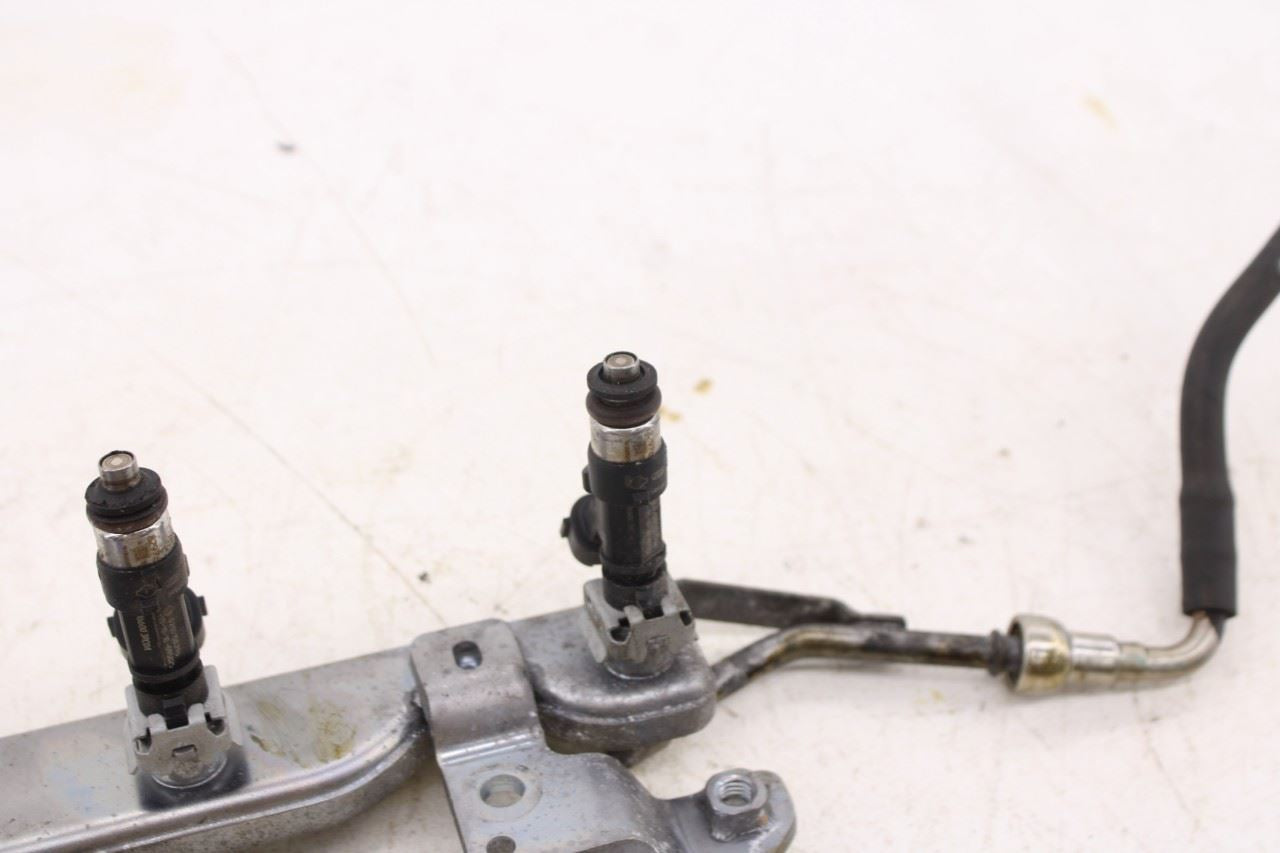 2013-2019 Nissan Sentra SV 1.8L Fuel Rail with Injectors 17520-3RC2A 16600-3RC0A5