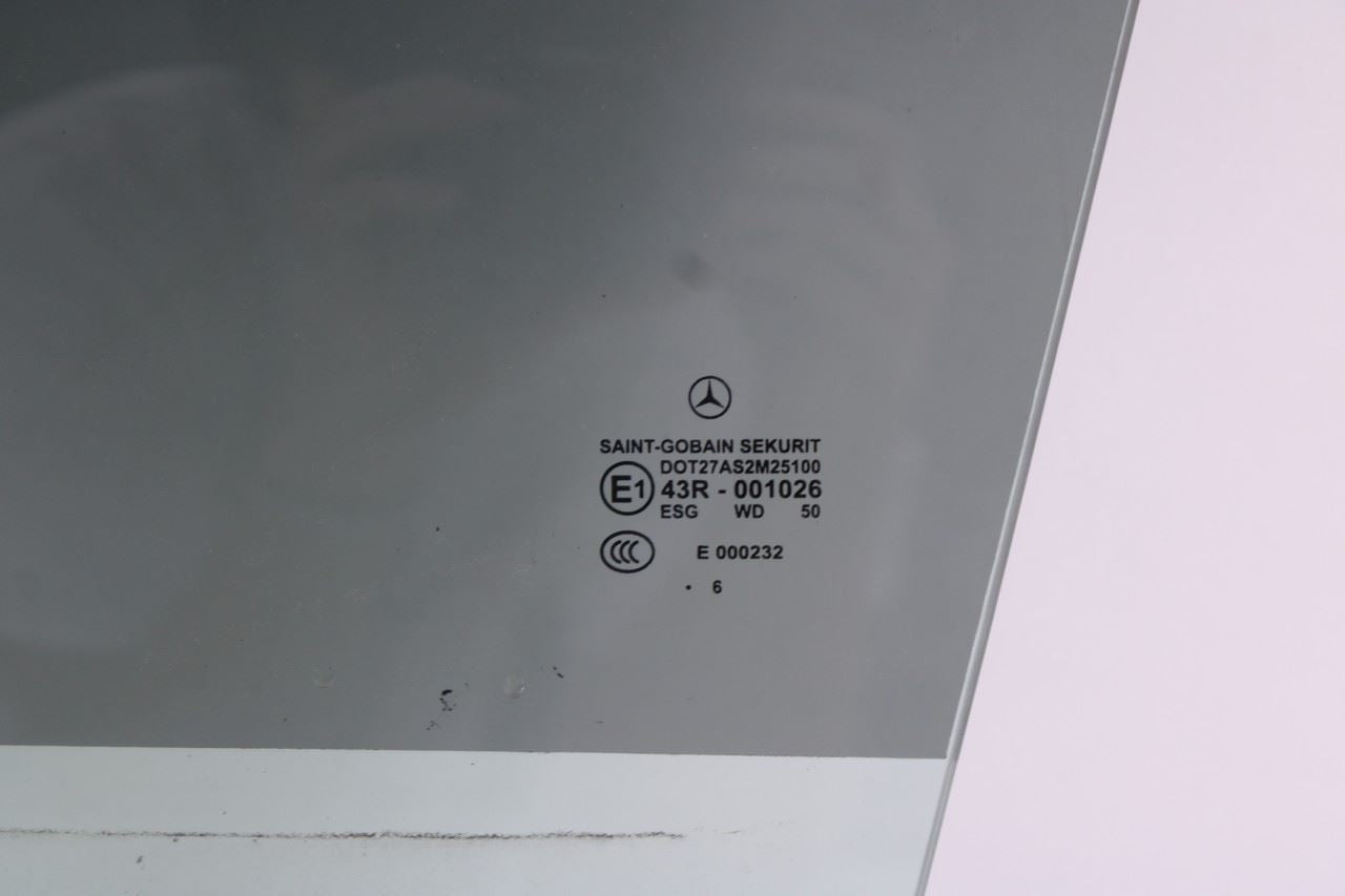 2006-2009 Mercedes-Benz CLK350 Front Left Door Window Glass 2097250110 *ReaD* - Alshned Auto Parts