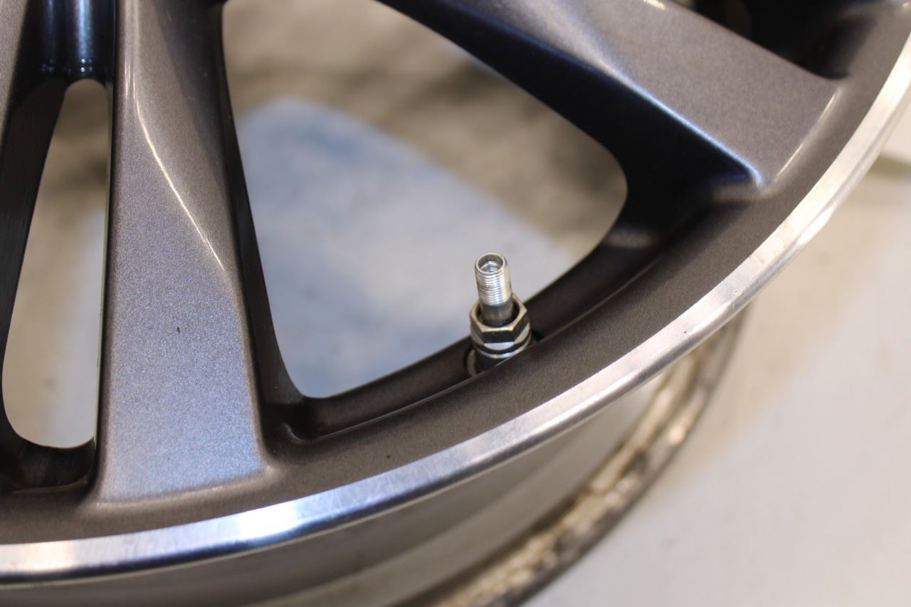 2016-2020 Infiniti QX60 Aluminum Wheel 18x7.5 5 Spoke 40300-9NB2A OEM *ReaD* - Alshned Auto Parts