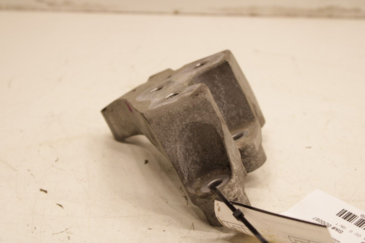 2014-2020 Jeep Cherokee Latitude 3.2L 4x4 Left Side Transmission Mount Bracket - Alshned Auto Parts
