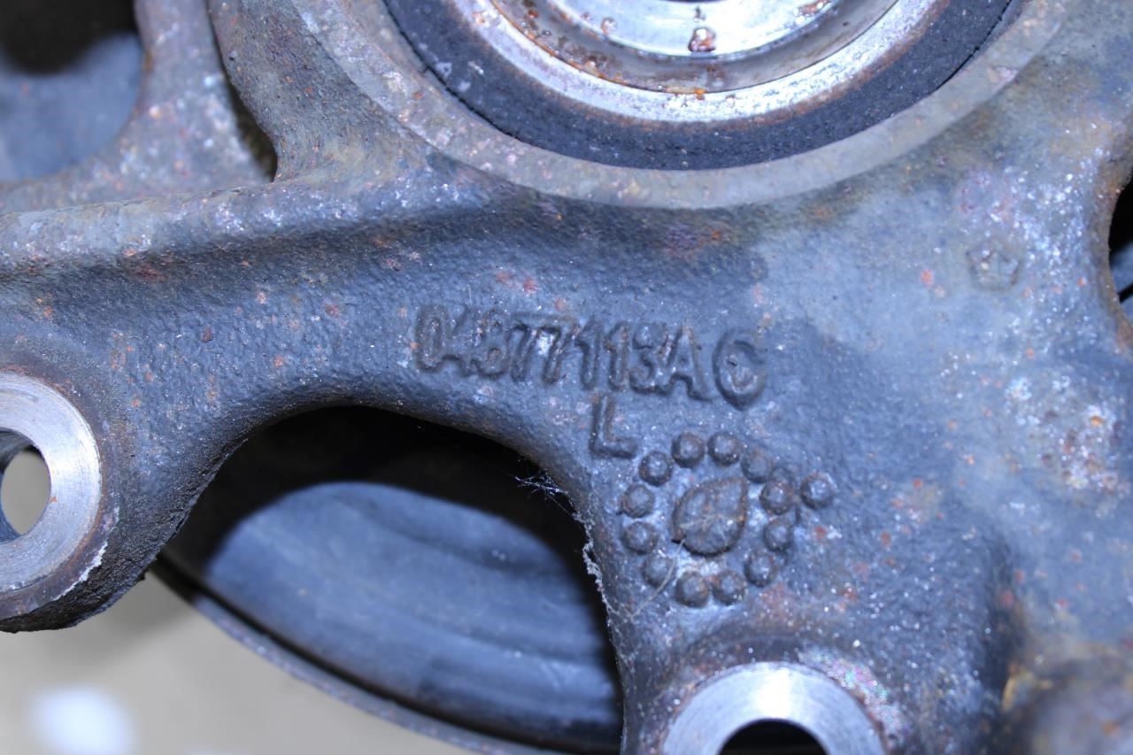 2011-2015 Jeep Grand Cherokee Limited Rear Left Spindle Knuckle Hub 4877103AD - Alshned Auto Parts