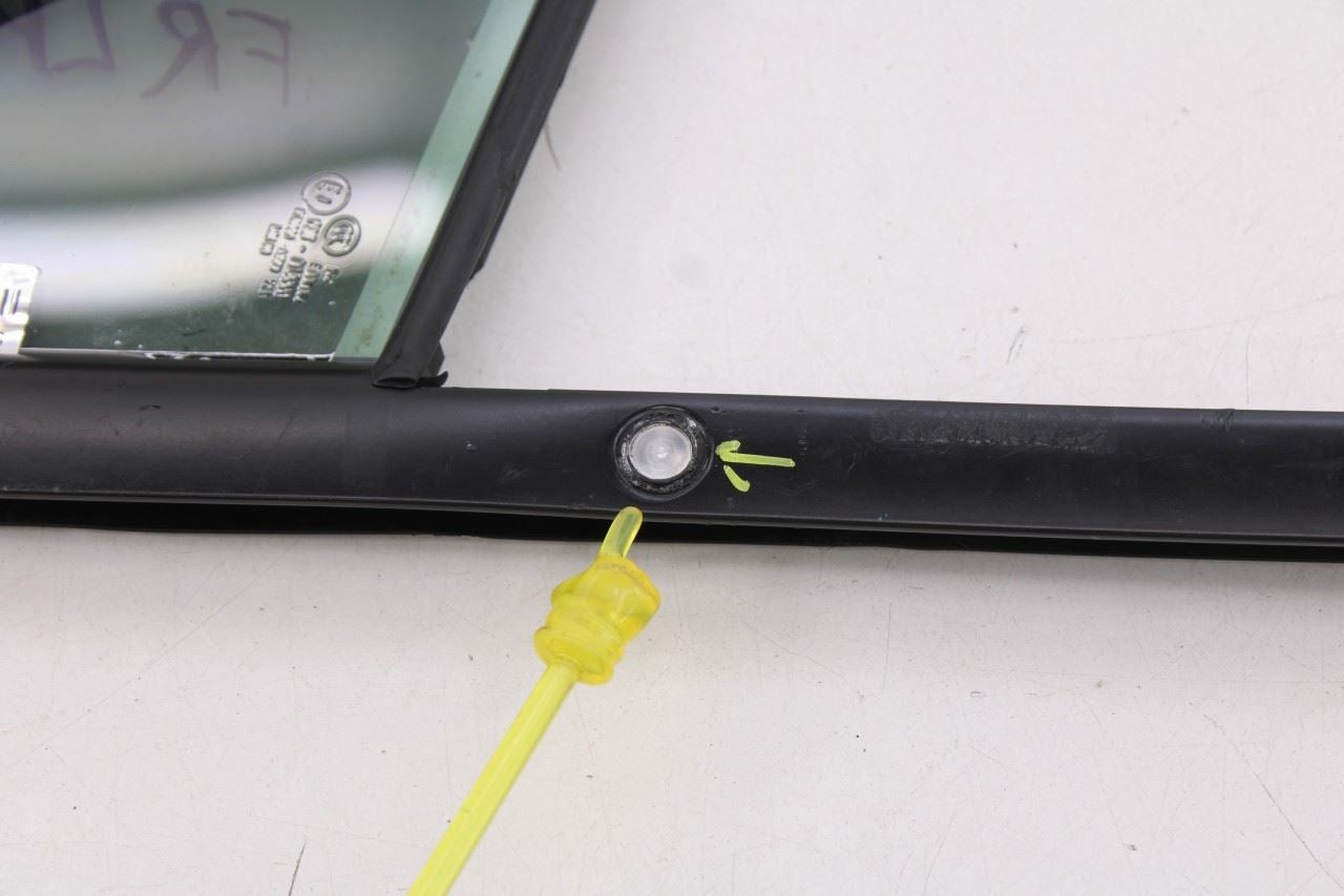 2011-2018 Porsche Cayenne S Front Left Door Window Vent Glass 95854231107 *ReaD*7