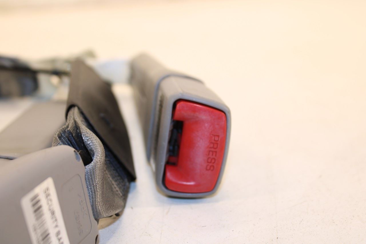 07-11 Toyota Camry LE Rear 2nd Row Center Seat Belt Retractor w/ Belt Buckle Set - Alshned Auto Parts