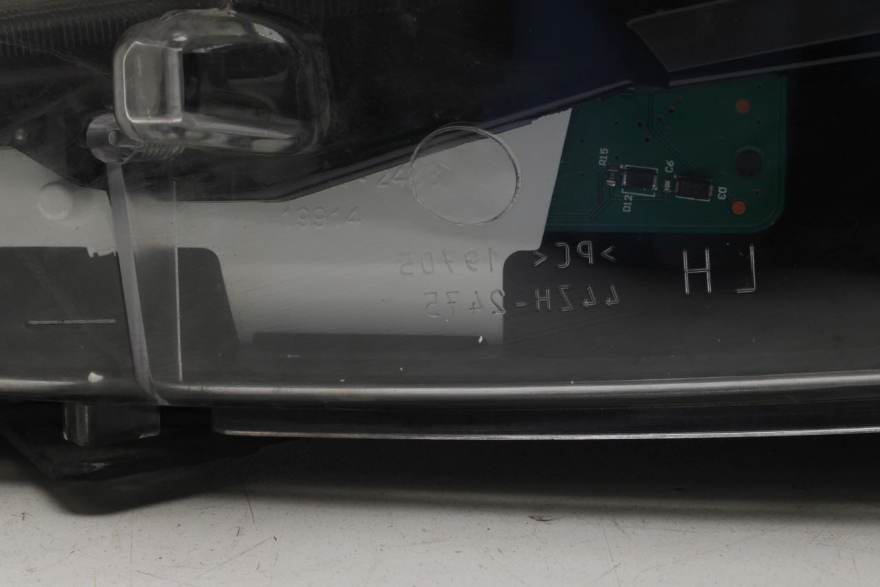 20-25 Ford Escape SEL 2.0L Driver Left Side Headlight Lamp LJ6B-13W030-BF *ReaD* - Alshned Auto Parts