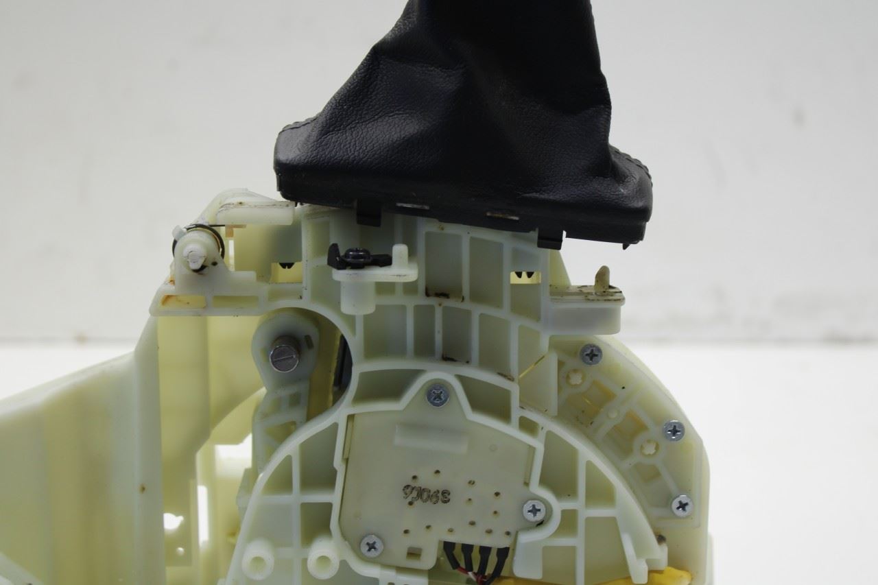 2019-2020 Kia Sorento LX 3.3L FWD Automatic Transmission Gear Shifter Lever Knob - Alshned Auto Parts