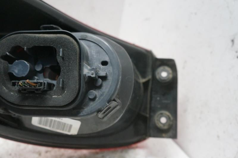 2009-11 Volkswagen Tiguan 2.0L Rear Right Side Tail Light Lamp 5N0-945-096-J OEM - Alshned Auto Parts