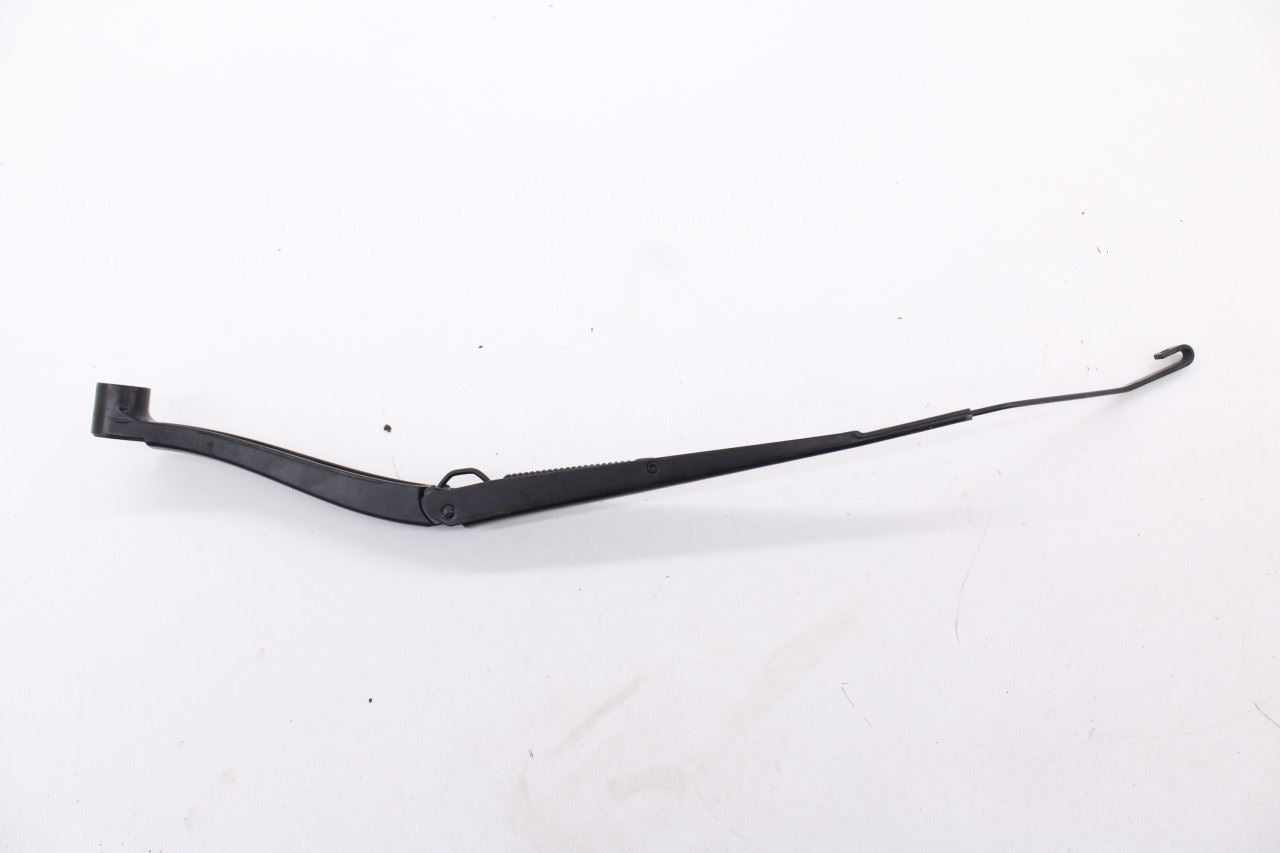 18-2024 Chevrolet Equinox LT Front Left and Right Side Windshield Wiper Arm OEM5