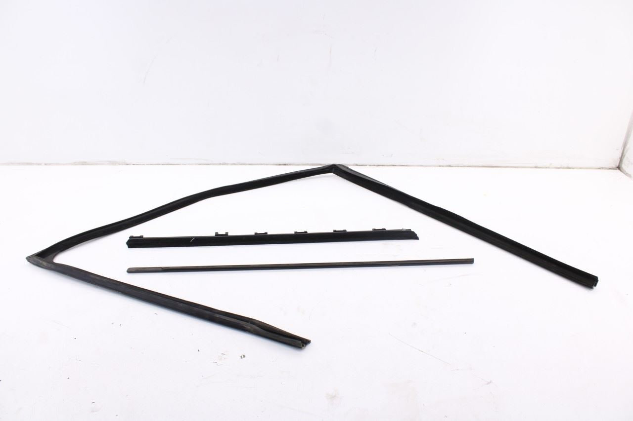 03-12 Land Rover Range Rover HSE Front RH Door Run Channel w/ Belt Weatherstrips - Alshned Auto Parts