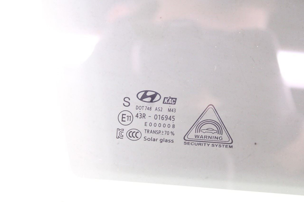 19-2023 Hyundai Santa Fe SEL Front Right Side Door Window Glass 82421-S2000 OEM - Alshned Auto Parts