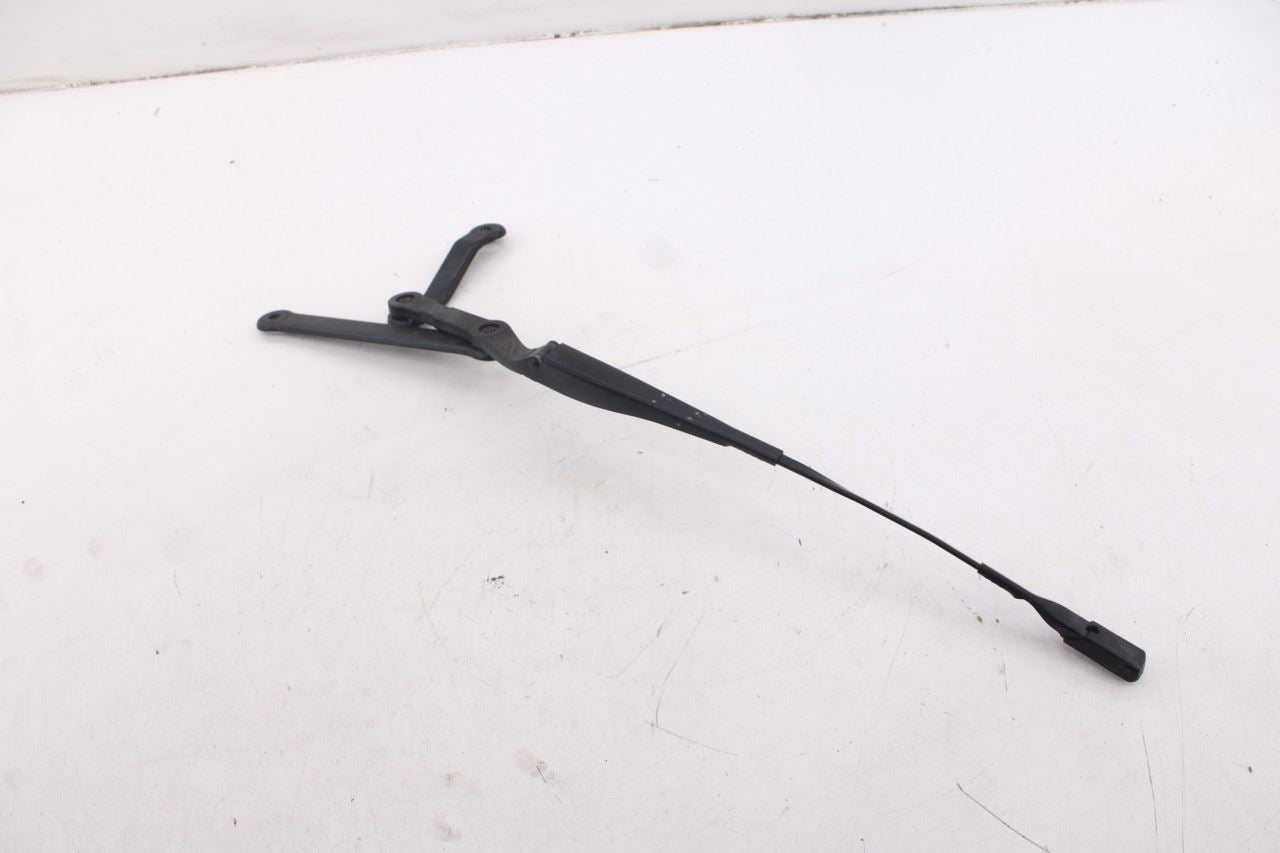 2015-2023 Mercedes-Benz C300 4Matic Front Left and Right Windshield Wiper Arm6