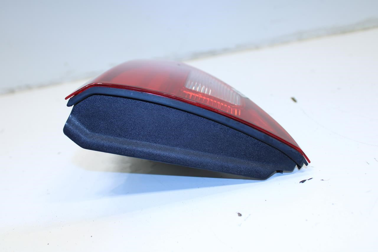 2017-2019 GMC Acadia SLT-1 Rear Left Driver Side Tail Light Lamp 84697836 OEM - Alshned Auto Parts