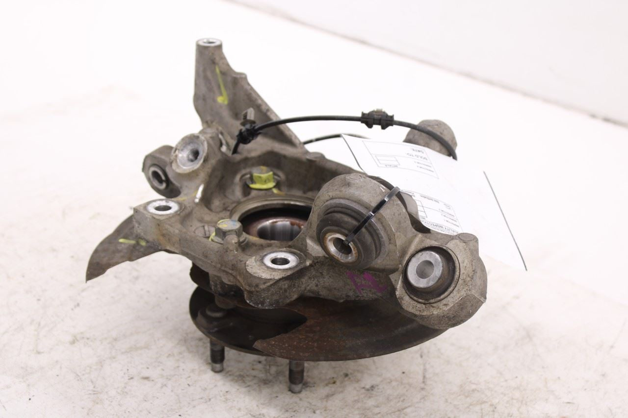 2017-19 Buick Lacrosse Premium Rear Left Driver Side Spindle Knuckle Hub 428030510