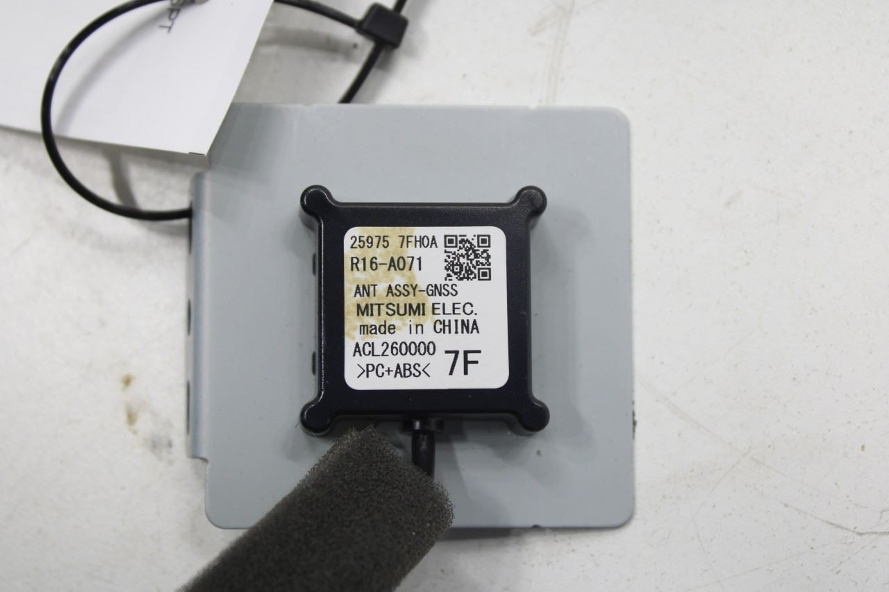 2018-2022 Nissan Rogue Sport SL AWD GPS Antenna Module 25975-7FH0A OEM - Alshned Auto Parts
