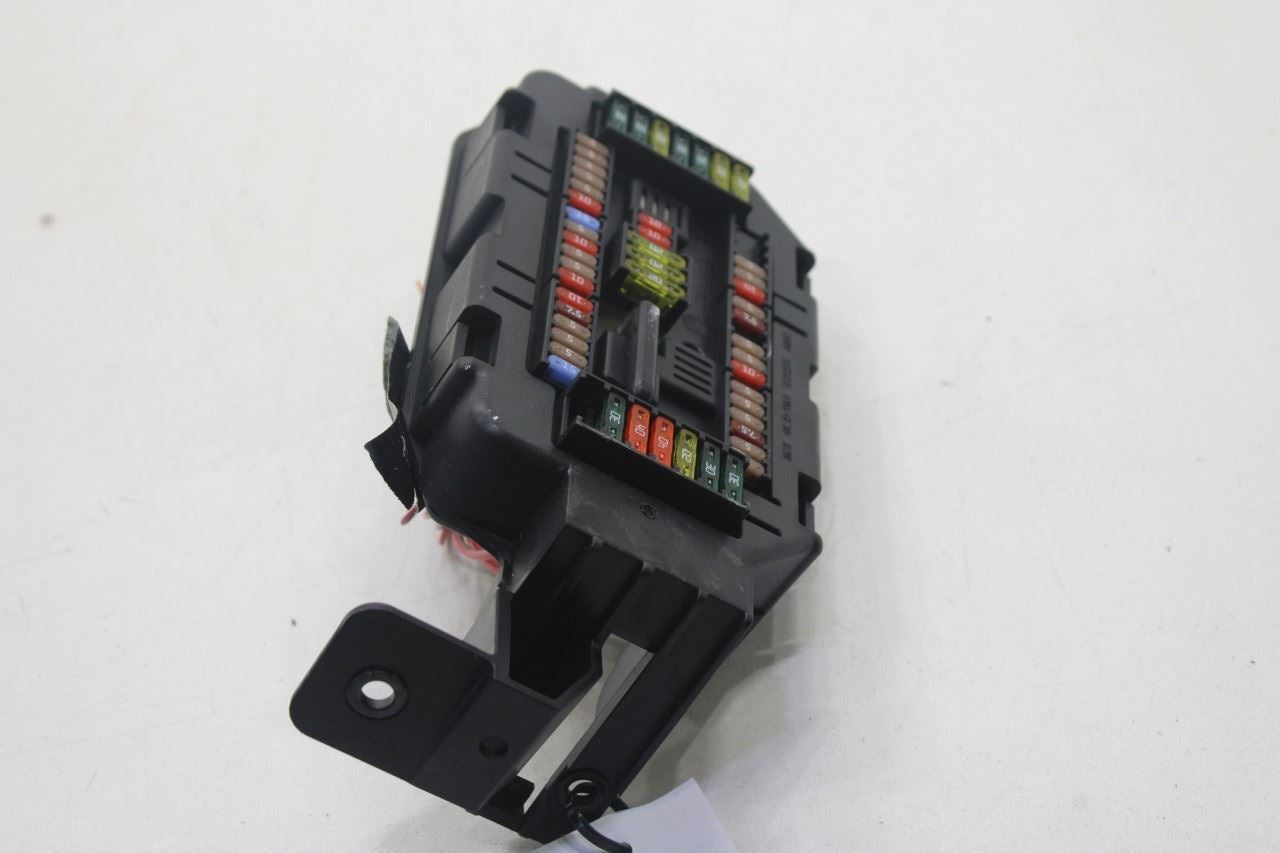 2014-18 BMW X5 xDrive35i 3.0L Front Cabin Power Distribution Fuse Main Relay Box - Alshned Auto Parts