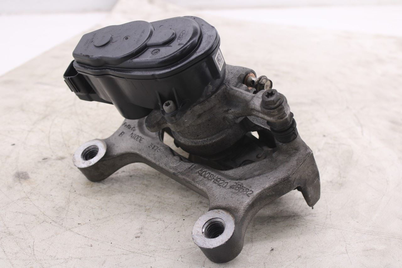 2021-2026 Ford F150 XLT Supercrew Rear Right Passenger Side Disc Brake Caliper5