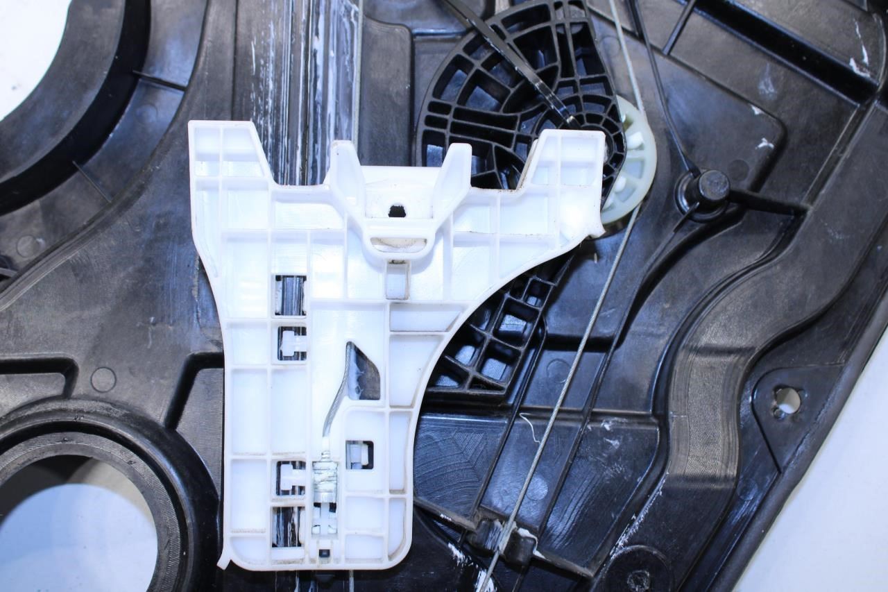 2015-21 Hyundai Tucson Value RR LH Door Window Regulator w/ Carrier 83471-D3001 - Alshned Auto Parts