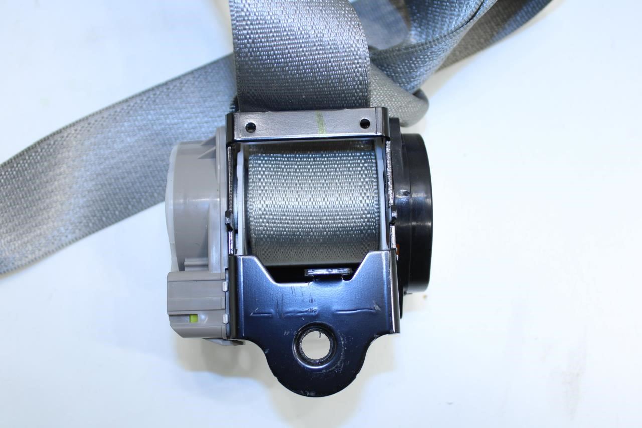 21-24 GMC Terrain Denali Rear Left Side 2nd Row Seat Belt Retractor 84846380 OEM - Alshned Auto Parts